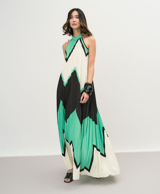 Access Fashion Pleated Zig Zag Maxi Dress