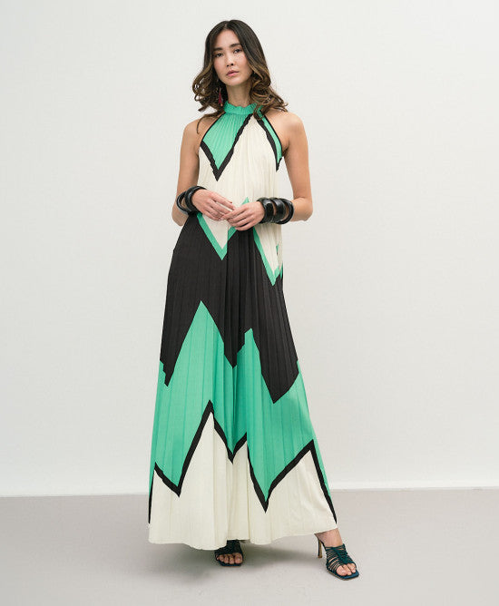 Access Fashion Pleated Zig Zag Maxi Dress