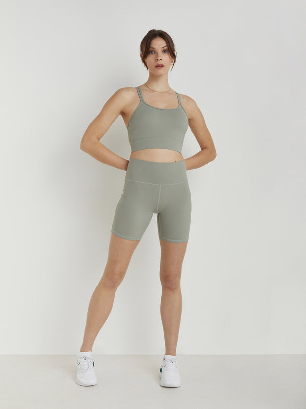 Varley Dina Short 7" Shadow